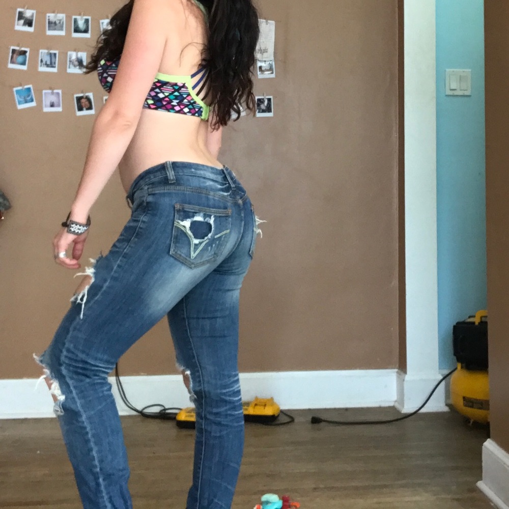 MACHINE distressed low-rise 👖